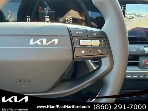New 2026 Kia K4 FWD image 25