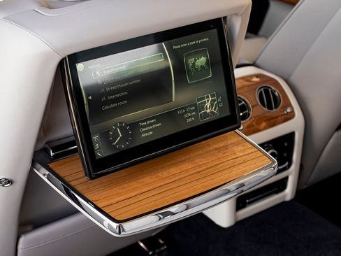 Certified 2024 Rolls-Royce Ghost Extended Wheelbase AWD/4WD image 19