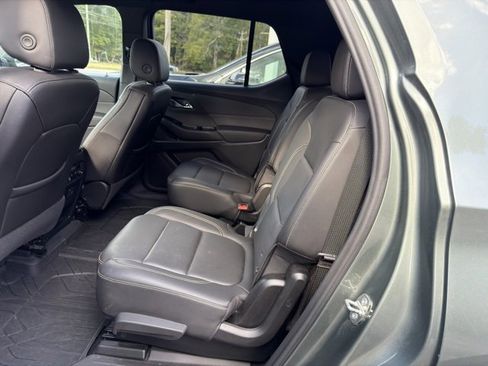 Used 2023 Chevrolet Traverse LT w/ LPO, Floor Liner Package image 12