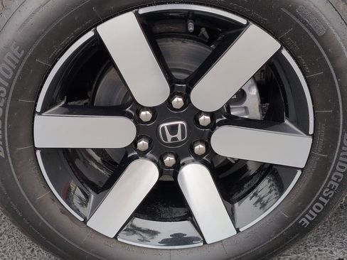 Used 2025 Honda Prologue Touring image 13