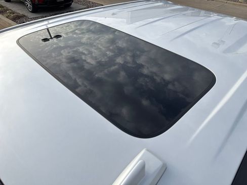 Certified 2020 GMC Sierra 1500 SLT w/ SLT Premium Plus Package image 12