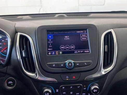 Used 2023 Chevrolet Equinox LT FWD image 44