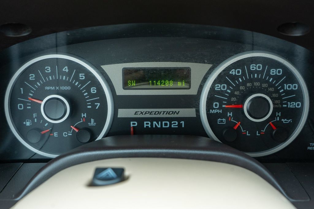 Used 2006 Ford Expedition Eddie Bauer AWD/4WD image 3