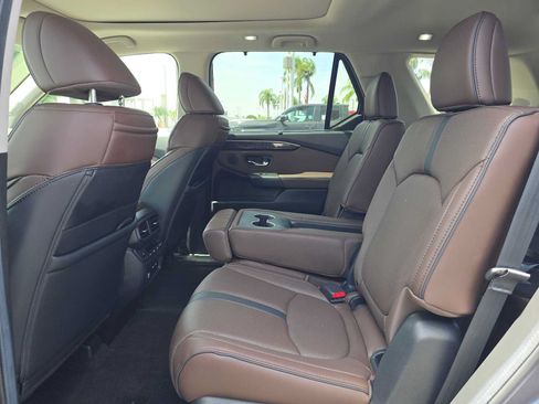 Used 2025 Honda Pilot Elite image 20