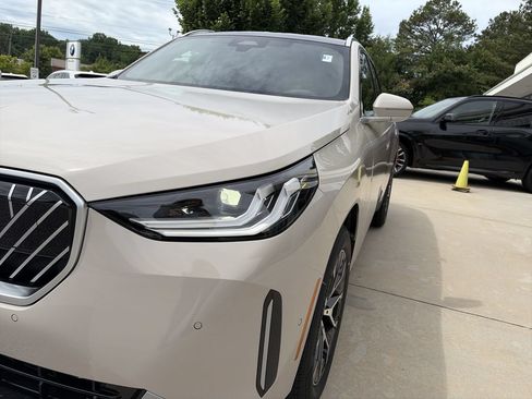 Used 2026 BMW X3 xDrive30i w/ Convenience Package AWD/4WD image 11