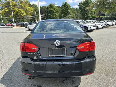 Used 2014 Volkswagen Jetta S image 4