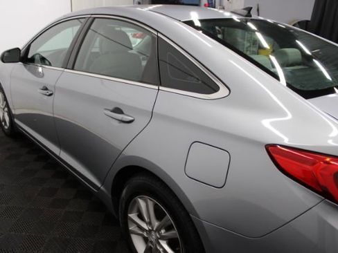 Used 2016 Hyundai Sonata SE image 7