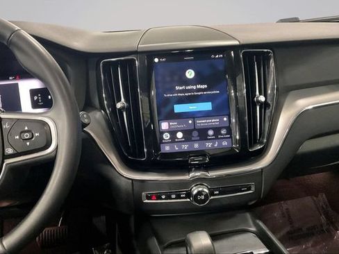 Certified 2024 Volvo XC60 B5 Core AWD/4WD image 9