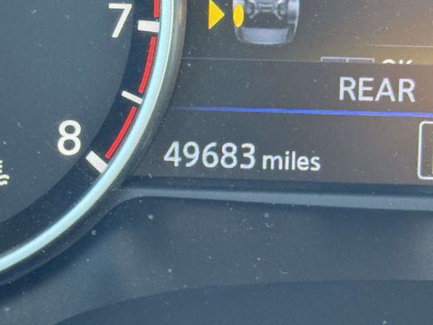 Used 2023 Nissan Maxima Platinum w/ Sport Mat Group image 29