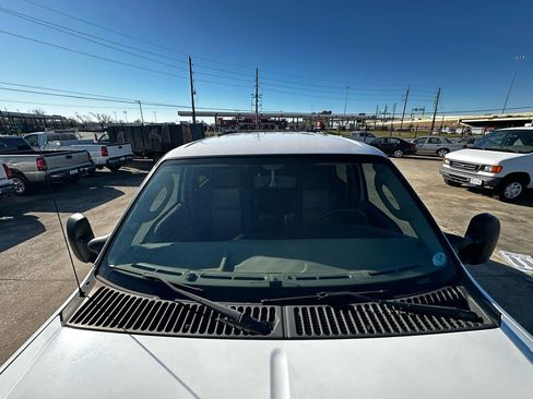 Used 2005 Ford Excursion Eddie Bauer image 75