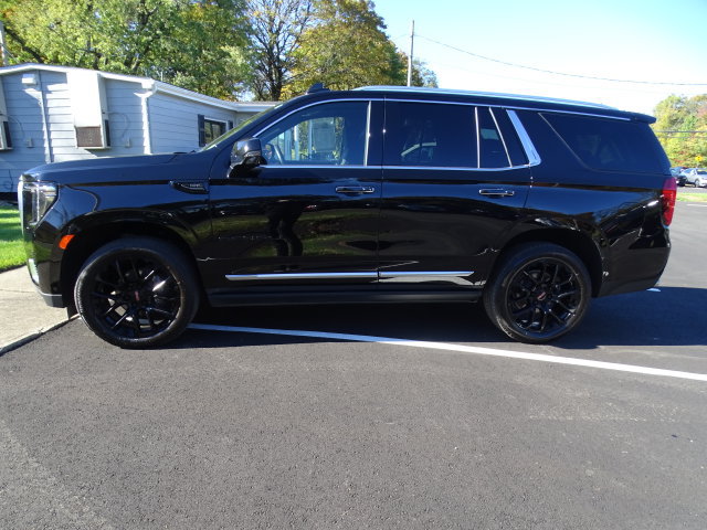 Used 2023 GMC Yukon Denali w/ Advanced Technology Package AWD/4WD image 23