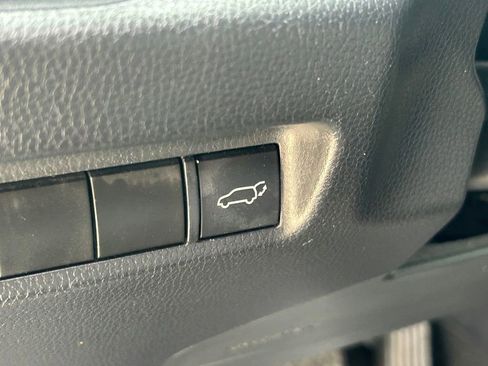 Used 2019 Toyota RAV4 XLE w/ Convenience Package image 26