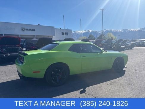 Used 2015 Dodge Challenger SRT Hellcat image 11