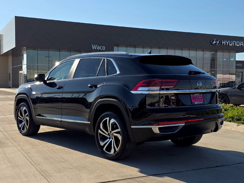 Used 2023 Volkswagen Atlas Cross Sport SEL AWD/4WD image 9