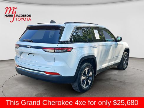 Used 2024 Jeep Grand Cherokee Limited 4xe AWD/4WD image 9