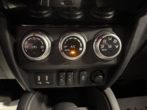 Used 2025 Mitsubishi Outlander Sport SE AWD/4WD image 32