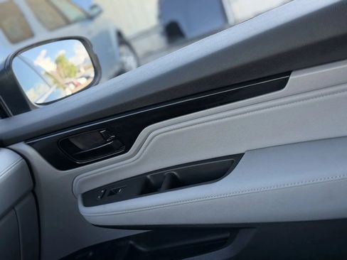 Used 2024 Honda Odyssey Touring image 31