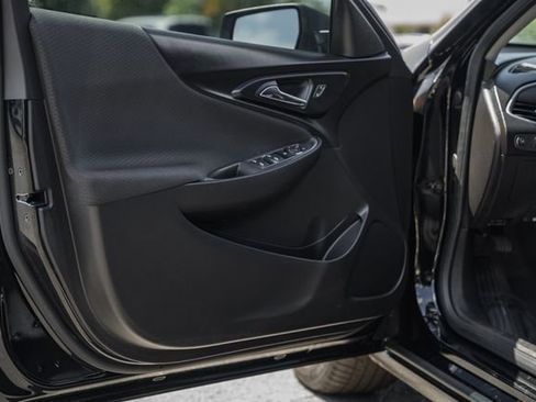 Used 2018 Chevrolet Malibu LS FWD image 31