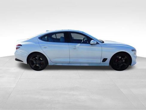 Used 2026 Genesis G70 3.3T Sport Prestige image 9