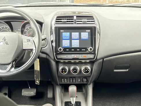 Used 2024 Mitsubishi Outlander Sport LE image 30