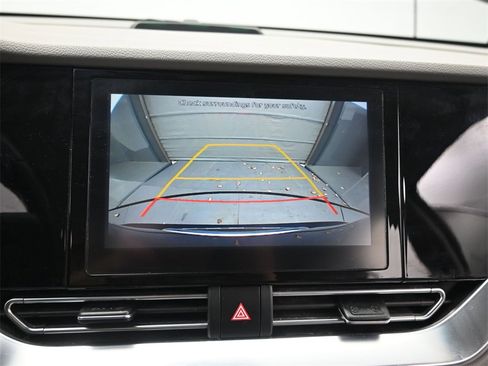 Used 2020 Kia Niro LXS image 27