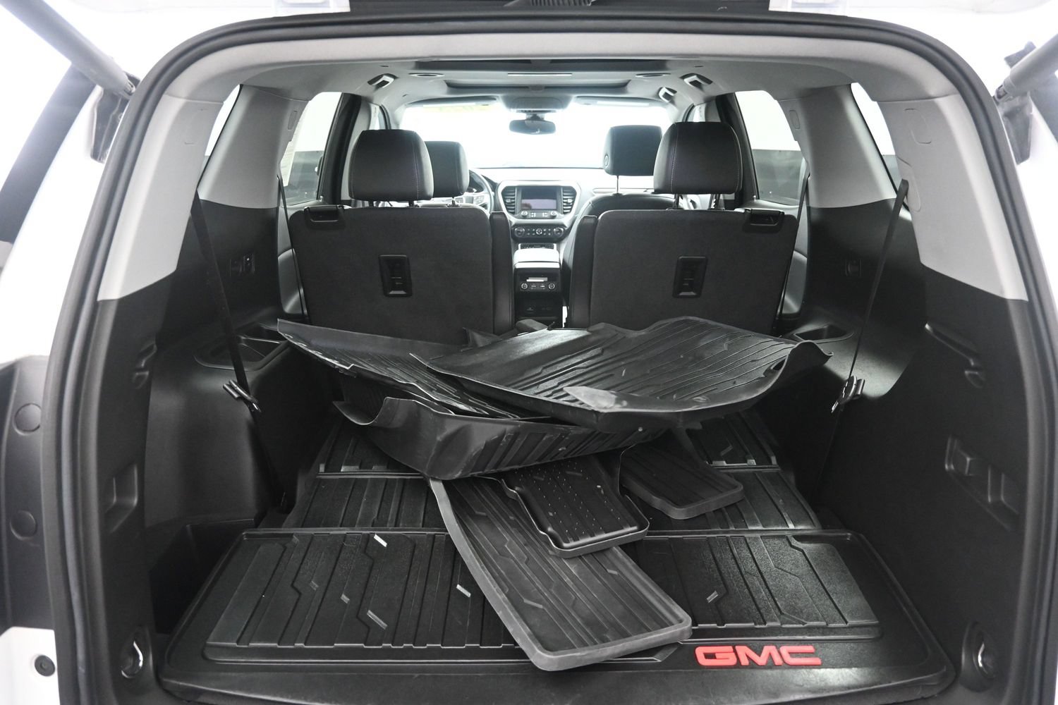 Used 2023 GMC Acadia SLT w/ Elevation Edition AWD/4WD image 16
