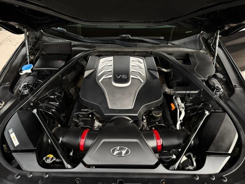 Used 2015 Hyundai Genesis 5.0 RWD image 22