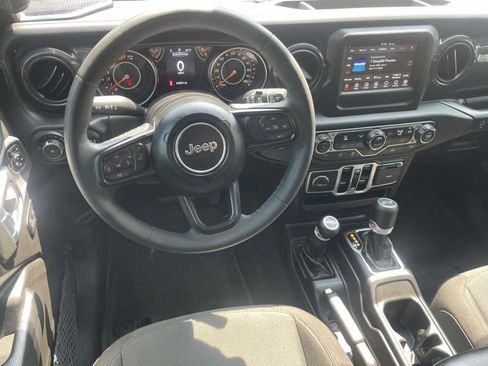 Used 2023 Jeep Wrangler Unlimited Sport AWD/4WD image 13