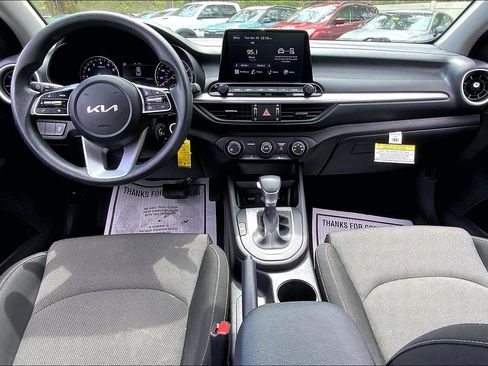Used 2023 Kia Forte LXS FWD image 17