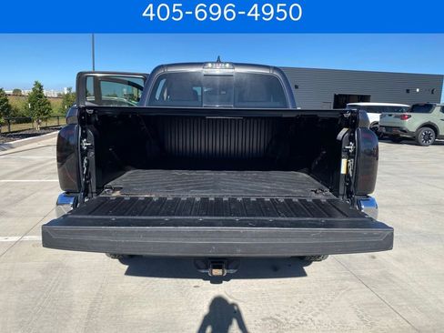 Used 2019 Toyota Tacoma SR5 image 16