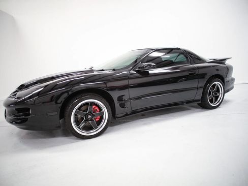Used 2001 Pontiac Firebird Formula w/ Protection Group image 4