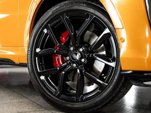 Used 2022 Land Rover Range Rover Sport SVR Carbon Edition AWD/4WD image 47