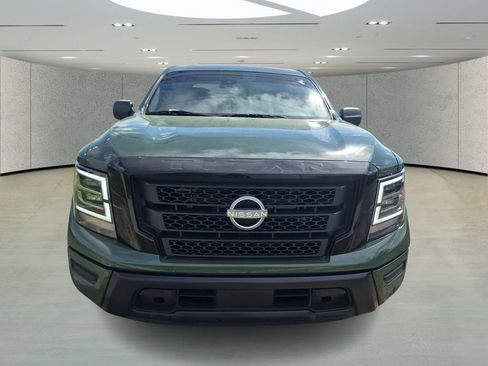 Used 2024 Nissan Titan SV w/ SV Bronze Edition Package image 8