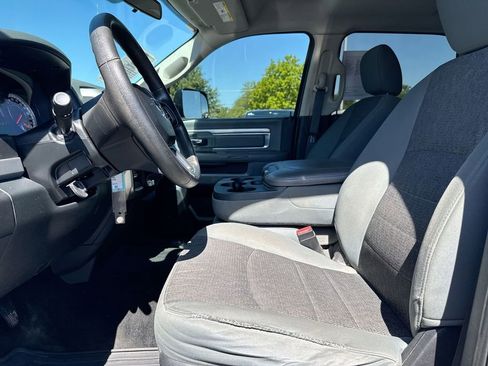 Used 2017 RAM 2500 SLT AWD/4WD image 19