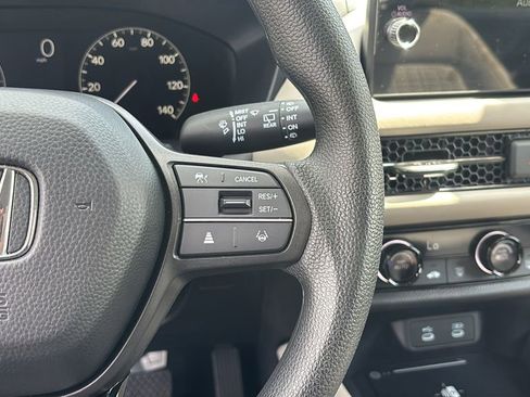 Used 2026 Honda HR-V LX image 18