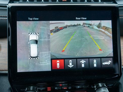 Used 2023 Jeep Grand Cherokee Summit image 21