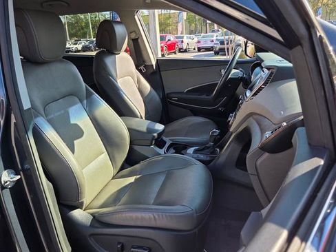 Used 2017 Hyundai Santa Fe SE w/ SE Premium Package 02 image 17
