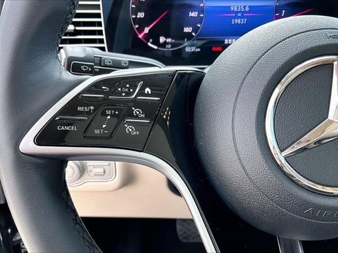 Used 2024 Mercedes-Benz GLE 350 4MATIC image 20