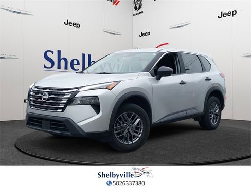 Used 2025 Nissan Rogue S image 1