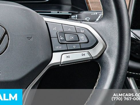 Used 2024 Volkswagen Atlas SE FWD image 37