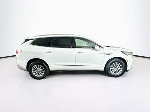 Used 2023 Buick Enclave Essence FWD image 10