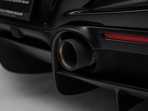 Used 2021 Ferrari F8 Tributo RWD image 56