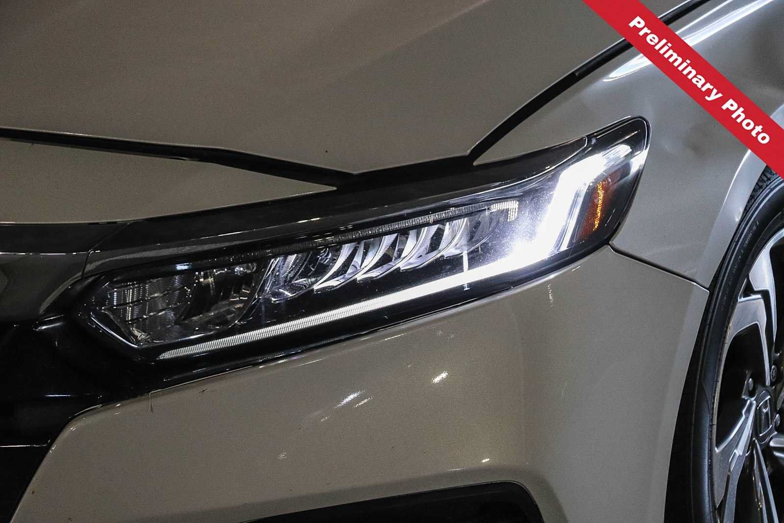 Used 2020 Honda Accord EX image 2