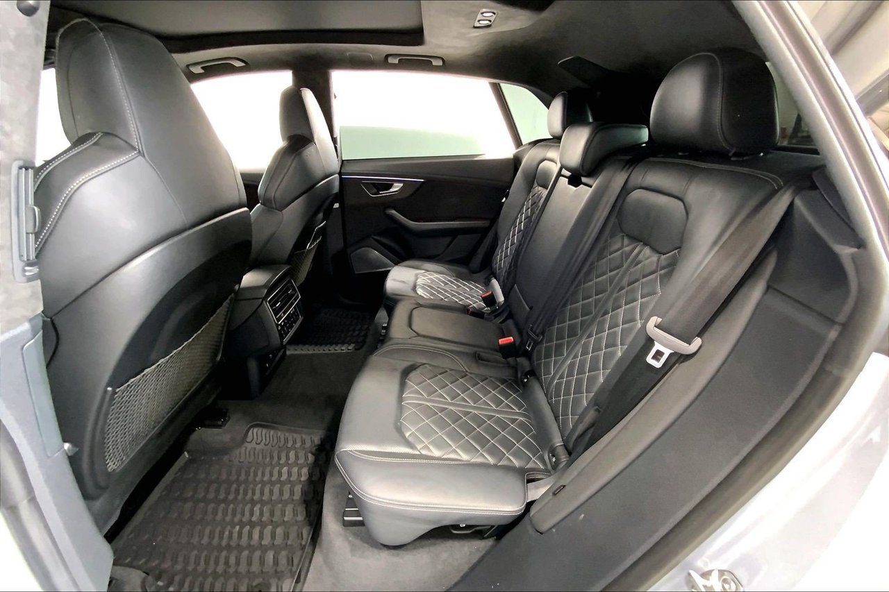 Used 2021 Audi SQ8 Prestige w/ Prestige Package AWD/4WD image 18