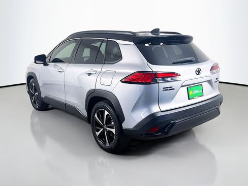 Used 2025 Toyota Corolla Cross AWD Hybrid w/ Convenience Package image 7