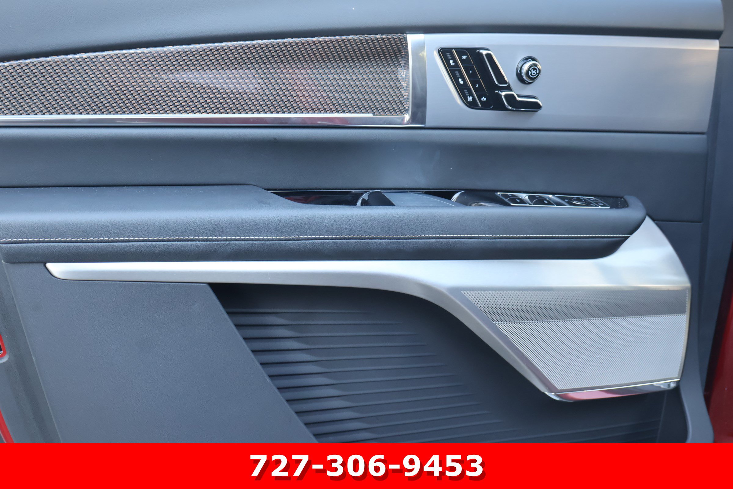 Used 2026 Cadillac Vistiq Luxury AWD/4WD image 14