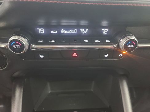 Used 2025 MAZDA MAZDA3 s image 33