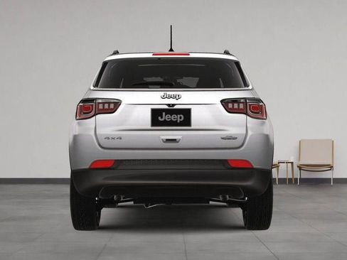 New 2025 Jeep Compass Latitude w/ Sun & Sound Group image 10