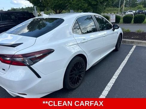 Used 2024 Toyota Camry SE w/ Convenience Package FWD image 5