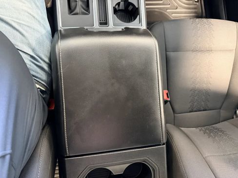 Used 2020 Ford F150 XLT w/ Equipment Group 302A Luxury AWD/4WD image 34